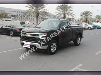 Chevrolet  Silverado  LT  2023  Automatic  0 Km  8 Cylinder  Four Wheel Drive (4WD)  Pick Up  Black  With Warranty