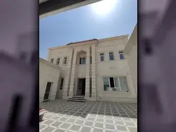 Family Residential  - Not Furnished  - Doha  - Al Dafna  - 9 Bedrooms