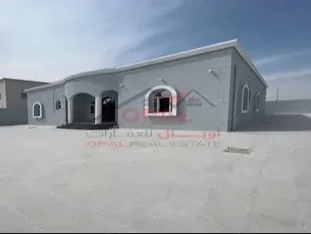 Family Residential  - Not Furnished  - Al Rayyan  - Muaither  - 5 Bedrooms