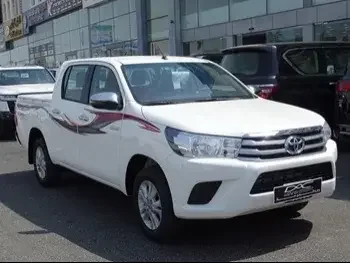 Toyota  Hilux  2023  Automatic  0 Km  4 Cylinder  Four Wheel Drive (4WD)  Pick Up  White  With Warranty