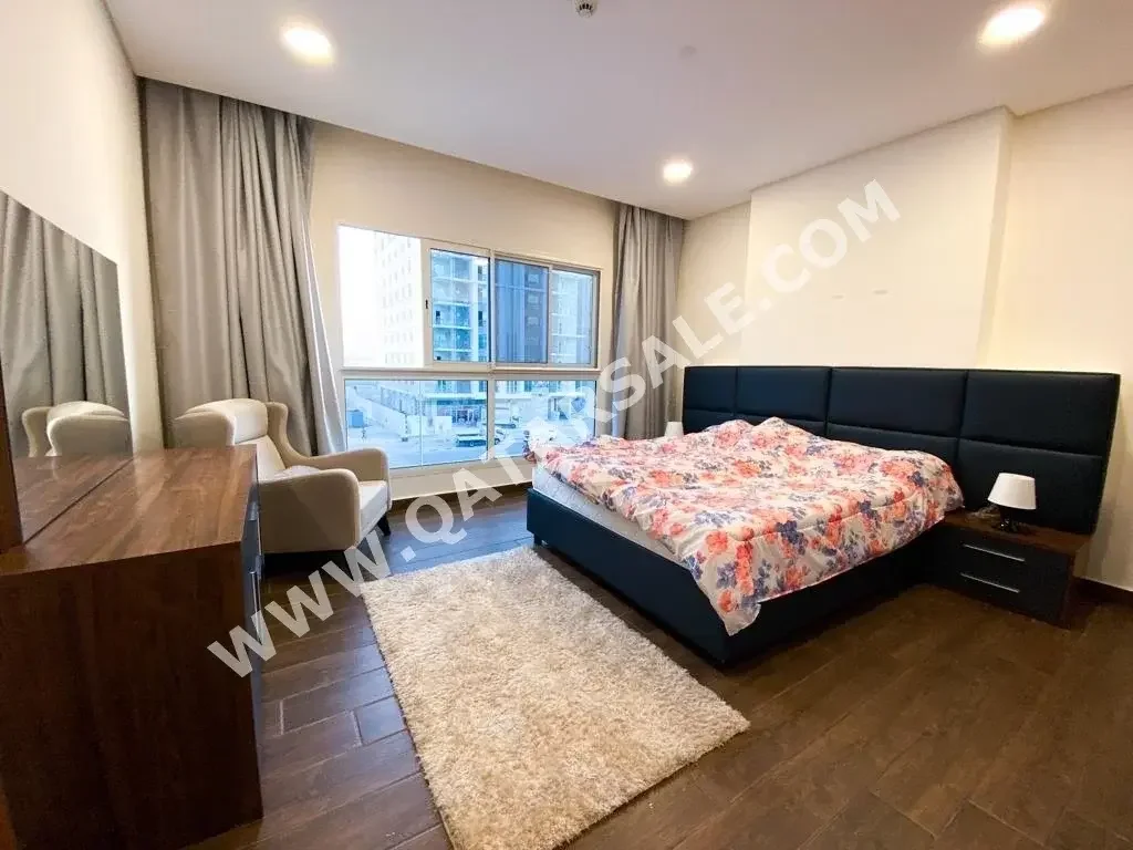 2 Bedrooms  Apartment  For Rent  in Lusail -  Marina District  Fully Furnished