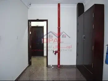 3 Bedrooms  Apartment  For Rent  in Doha -  Fereej Bin Omran  Not Furnished