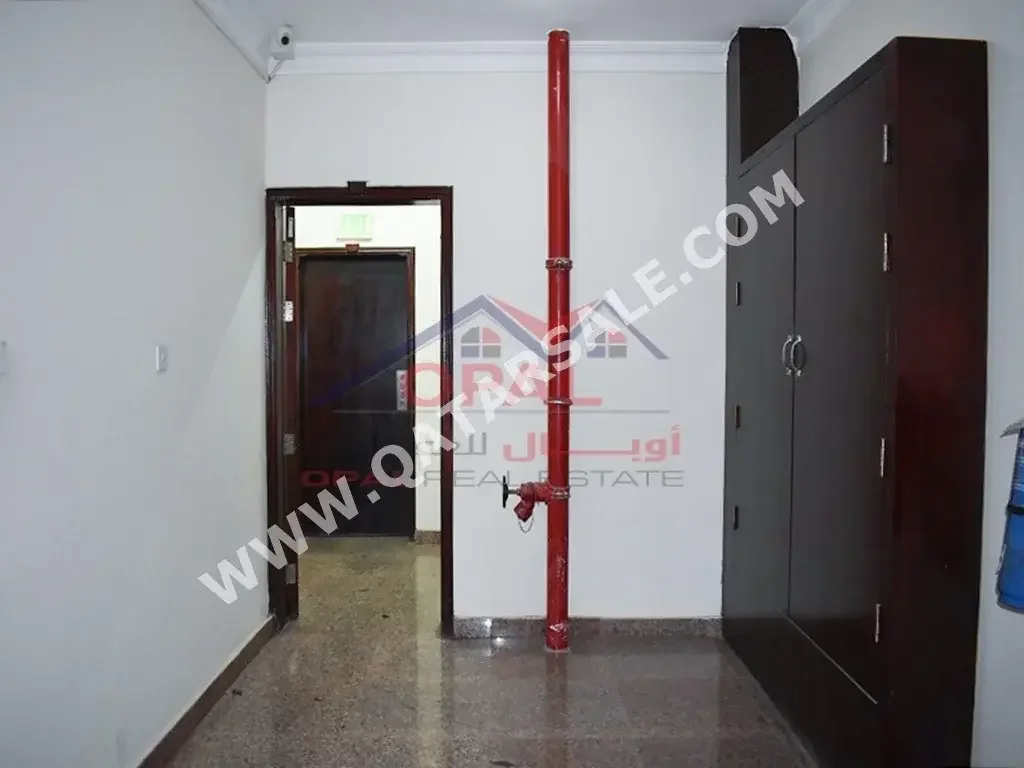 3 Bedrooms Apartment For Rent in Doha Fereej Bin Omran