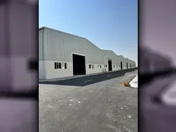 Warehouses & Stores - Al Wakrah  - Barkit Al Awamer