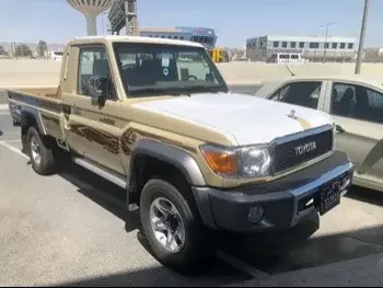 Toyota  Land Cruiser  LX  2022  Manual  0 Km  6 Cylinder  Four Wheel Drive (4WD)  Pick Up  Beige  With Warranty