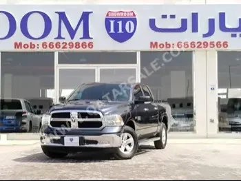 Dodge  Ram  Hemi Black edtion  2014  Automatic  139,000 Km  8 Cylinder  Four Wheel Drive (4WD)  SUV  Blue matte