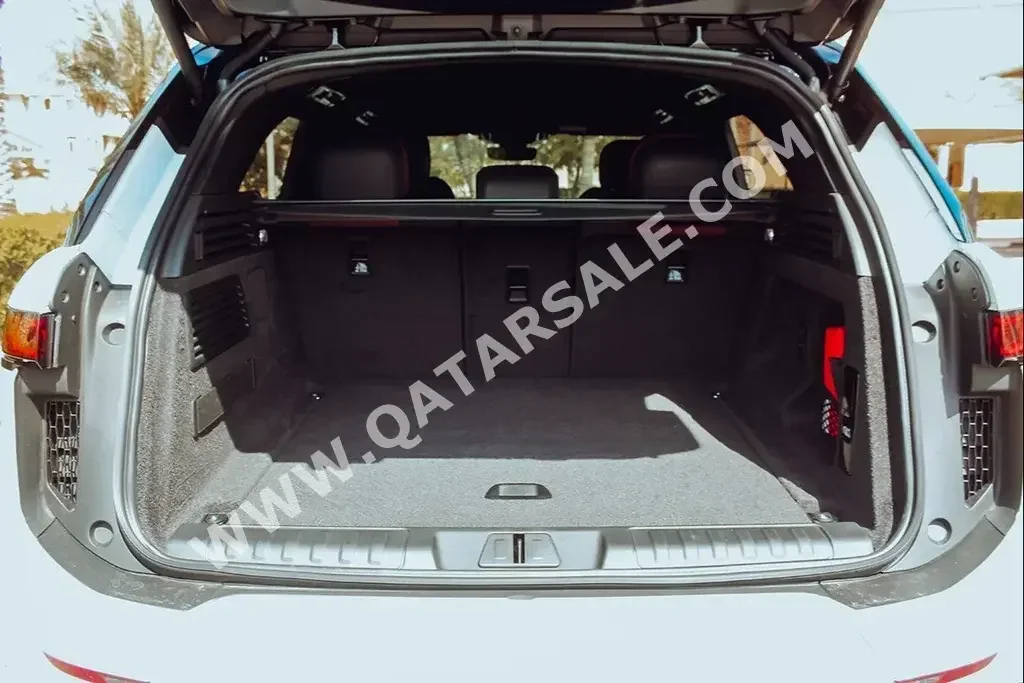 Land Rover Range Rover Sport SUV 4x4 White 2023