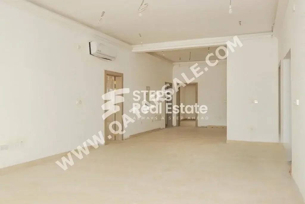 Family Residential  - Not Furnished  - Al Daayen  - Al Khisah  - 7 Bedrooms