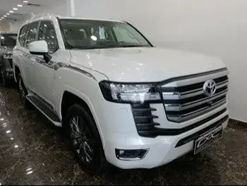 Toyota  Land Cruiser  GXR Twin Turbo  2023  Automatic  0 Km  6 Cylinder  Four Wheel Drive (4WD)  SUV  White  With Warranty