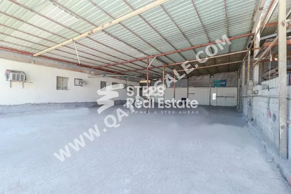 Farms & Resorts - Al Rayyan  - Industrial Area  -Area Size: 1280 Square Meter