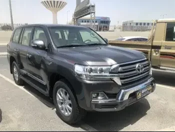 Toyota  Land Cruiser  GXR  2021  Automatic  0 Km  8 Cylinder  Four Wheel Drive (4WD)  SUV  Gray  With Warranty