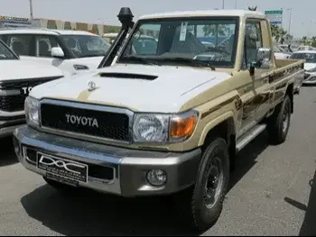 Toyota  Land Cruiser  LX  2022  Manual  0 Km  6 Cylinder  Four Wheel Drive (4WD)  Pick Up  Beige  With Warranty