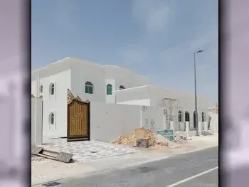 Family Residential  - Not Furnished  - Al Wakrah  - Al Wukair  - 6 Bedrooms