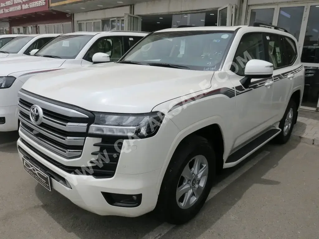 Toyota  Land Cruiser  GXR Twin Turbo  2023  Automatic  0 Km  6 Cylinder  Four Wheel Drive (4WD)  SUV  White  With Warranty