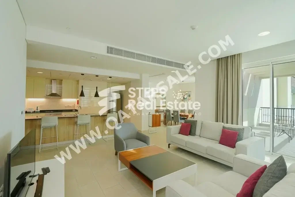 3 Bedrooms  Apartment  For Rent  in Doha -  The Pearl  Fully Furnished