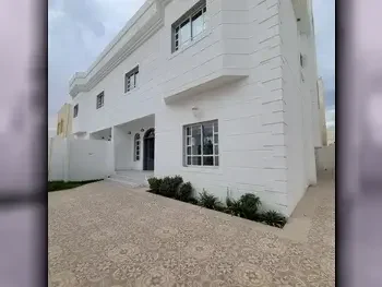 Family Residential  - Not Furnished  - Al Rayyan  - Ain Khaled  - 5 Bedrooms