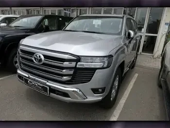 Toyota  Land Cruiser  GXR Twin Turbo  2023  Automatic  0 Km  6 Cylinder  Four Wheel Drive (4WD)  SUV  Silver  With Warranty