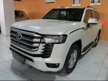 Toyota  Land Cruiser  GXR Twin Turbo  2023  Automatic  0 Km  6 Cylinder  Four Wheel Drive (4WD)  SUV  White  With Warranty