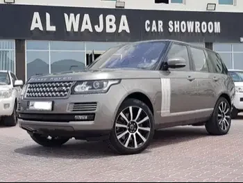 Land Rover  Range Rover  Vogue SE Super charged  2017  Automatic  100,000 Km  8 Cylinder  Four Wheel Drive (4WD)  SUV  Gold  With Warranty