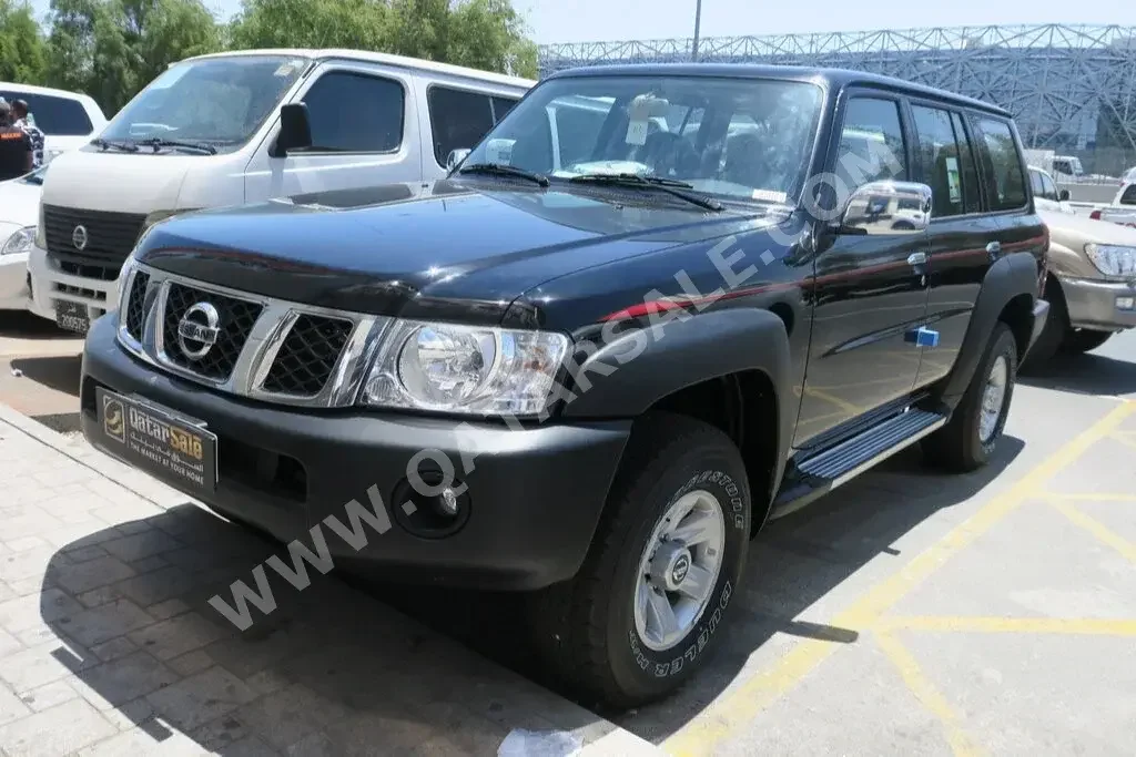 Nissan  Patrol  GL-V  2023  Manual  0 Km  6 Cylinder  Four Wheel Drive (4WD)  SUV  Black  With Warranty