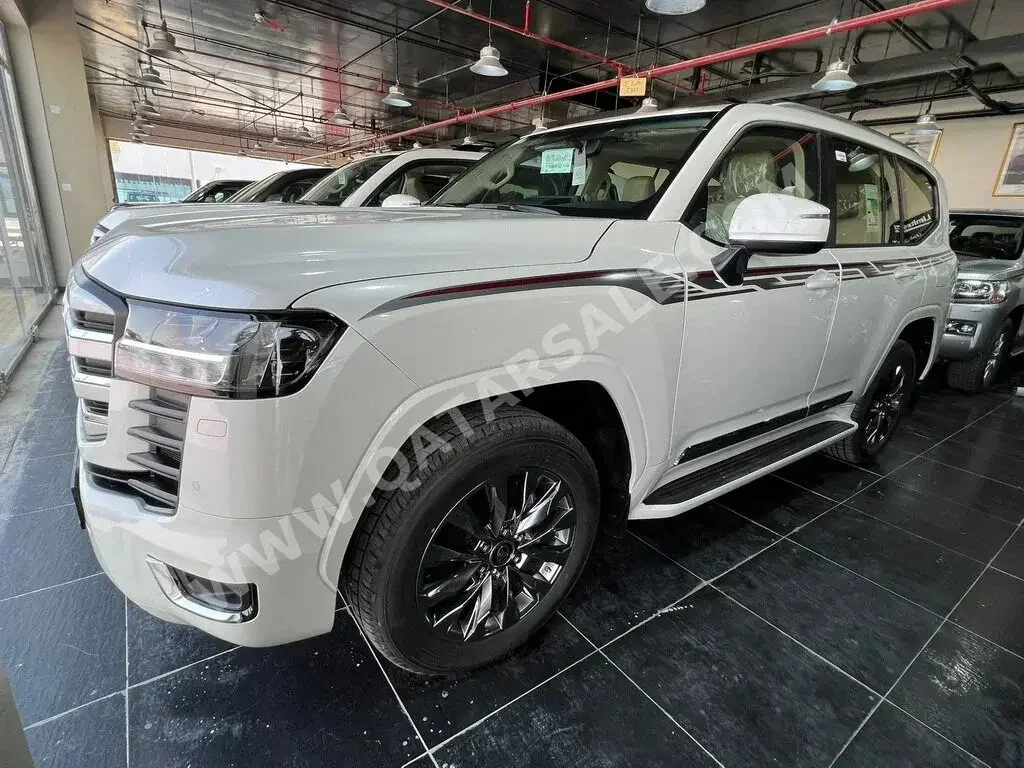 Toyota  Land Cruiser  GXR Twin Turbo  2023  Automatic  0 Km  6 Cylinder  Four Wheel Drive (4WD)  SUV  White  With Warranty