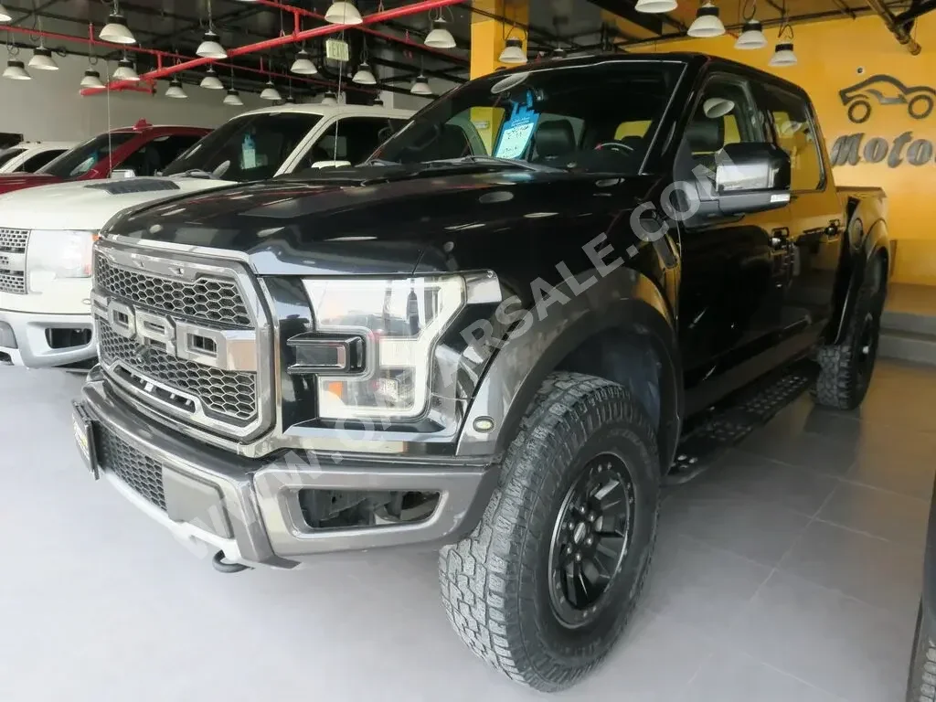 Ford  Raptor  2018  Automatic  165,000 Km  6 Cylinder  Four Wheel Drive (4WD)  Pick Up  Gray  With Warranty