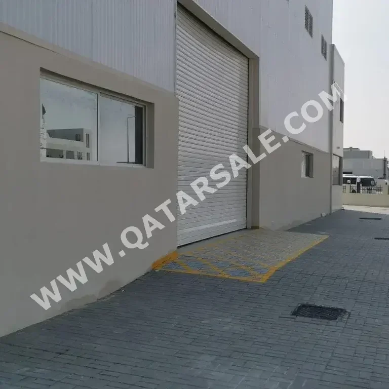 Farms & Resorts - Al Rayyan  - Industrial Area  -Area Size: 5000 Square Meter