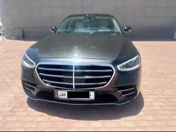 Mercedes-Benz  S450  Sedan  Black  2022