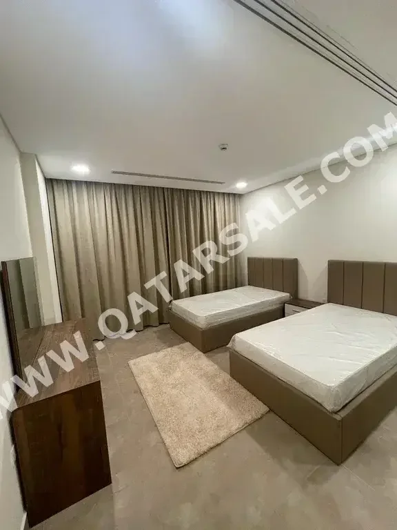 Labour Camp 2 Bedrooms  Apartment  For Rent  in Lusail -  Al Erkyah  Fully Furnished