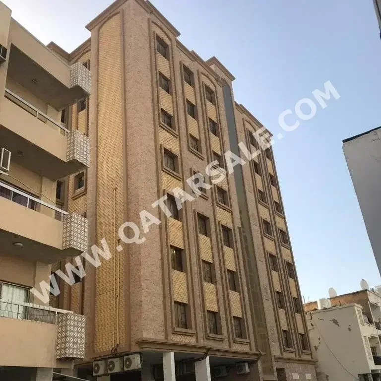 2 غرف نوم  شقة  للايجار  الدوحة -  فريج عبد العزيز  غير مفروشة