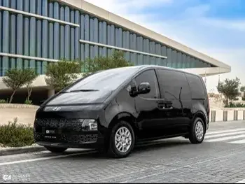 Hyundai  Staria  VAN  Black  2023