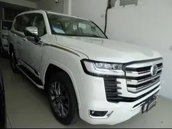 Toyota  Land Cruiser  VX Twin Turbo  2023  Automatic  0 Km  6 Cylinder  Four Wheel Drive (4WD)  SUV  White  With Warranty