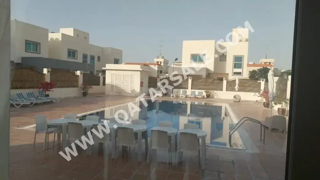 Labour Camp Family Residential  - Semi Furnished  - Doha  - Al Sadd  - 3 Bedrooms