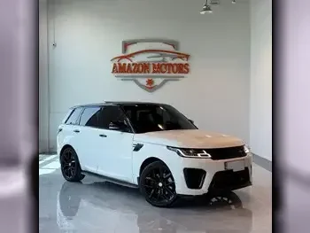 Land Rover  Range Rover  Sport HSE  2014  Automatic  135,000 Km  8 Cylinder  Four Wheel Drive (4WD)  SUV  White