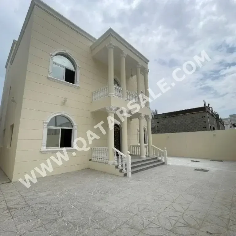 Family Residential  - Not Furnished  - Al Wakrah  - Al Wukair  - 7 Bedrooms