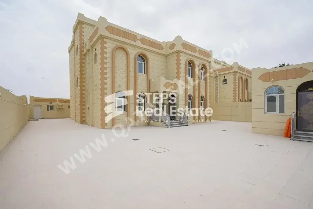 Family Residential  - Not Furnished  - Umm Salal  - Al Kharaitiyat  - 7 Bedrooms