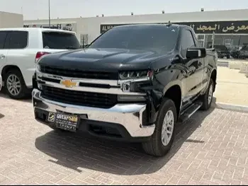 Chevrolet  Silverado  2020  Automatic  48,000 Km  8 Cylinder  Four Wheel Drive (4WD)  Pick Up  Black  With Warranty