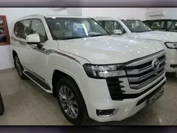 Toyota  Land Cruiser  GXR Twin Turbo  2023  Automatic  0 Km  6 Cylinder  Four Wheel Drive (4WD)  SUV  White  With Warranty