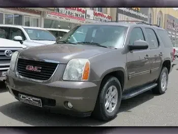 GMC  Yukon  2012  Automatic  165,000 Km  8 Cylinder  Four Wheel Drive (4WD)  SUV  Bronze  With Warranty