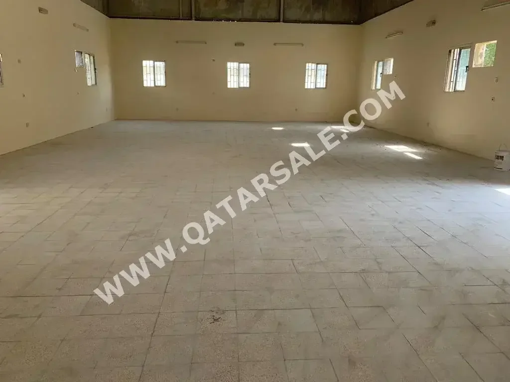 Farms & Resorts - Al Rayyan  - Industrial Area  -Area Size: 750 Square Meter