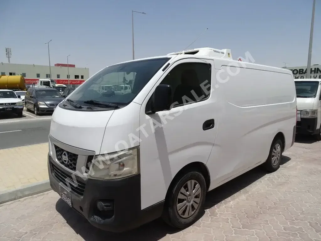 Nissan  Urvan  2016  Manual  280,000 Km  4 Cylinder  Front Wheel Drive (FWD)  Van / Bus  White