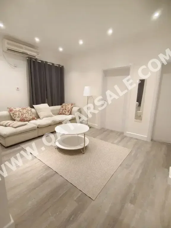 4 Bedrooms  Apartment  For Rent  in Al Rayyan -  Al Aziziyah  Fully Furnished