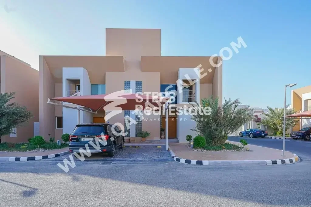 Family Residential  - Semi Furnished  - Doha  - Al Thumama  - 3 Bedrooms