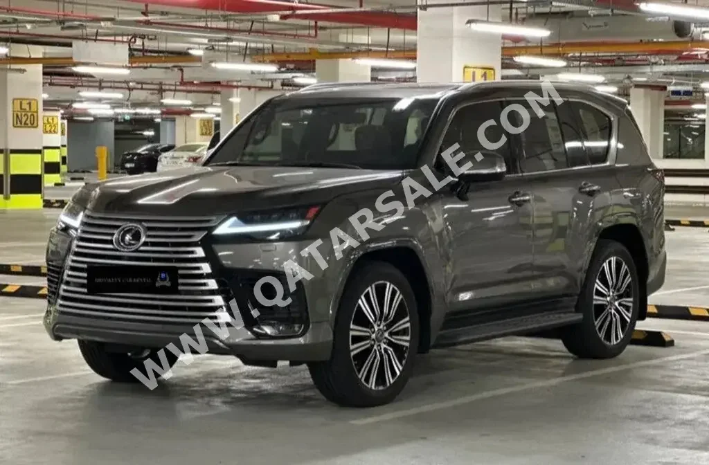 Lexus  LX 600  SUV 4x4  Grey  2023