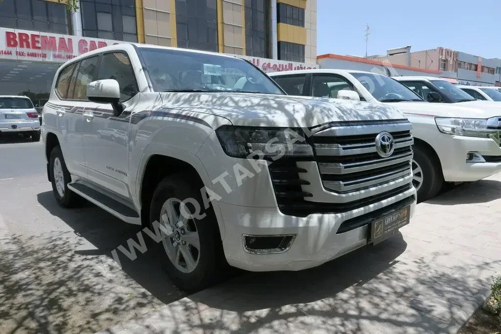 Toyota  Land Cruiser  GXR Twin Turbo  2023  Automatic  0 Km  6 Cylinder  Four Wheel Drive (4WD)  SUV  White  With Warranty