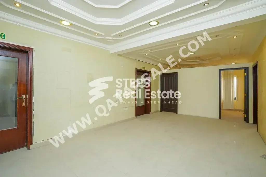 Commercial Offices - Not Furnished  - Al Rayyan  - Al Aziziyah