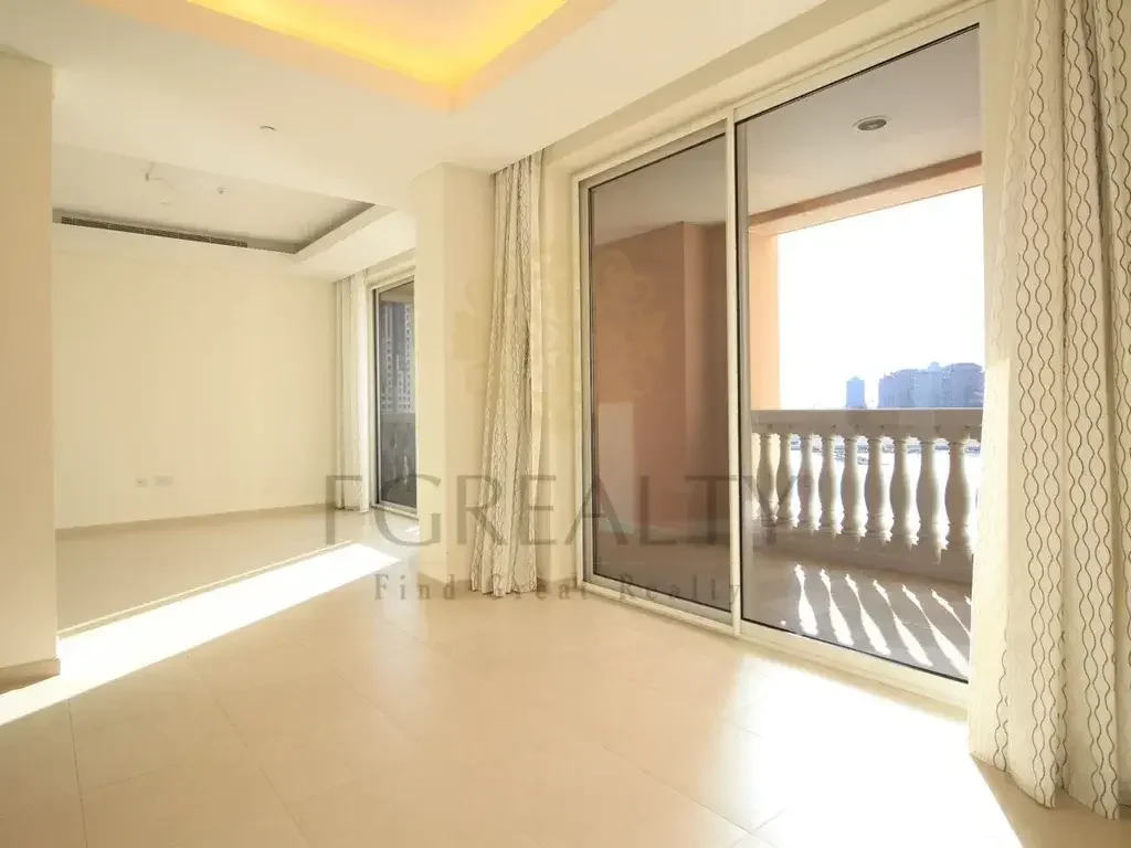 1 Bedrooms  Apartment  For Rent  in Doha -  The Pearl  Not Furnished