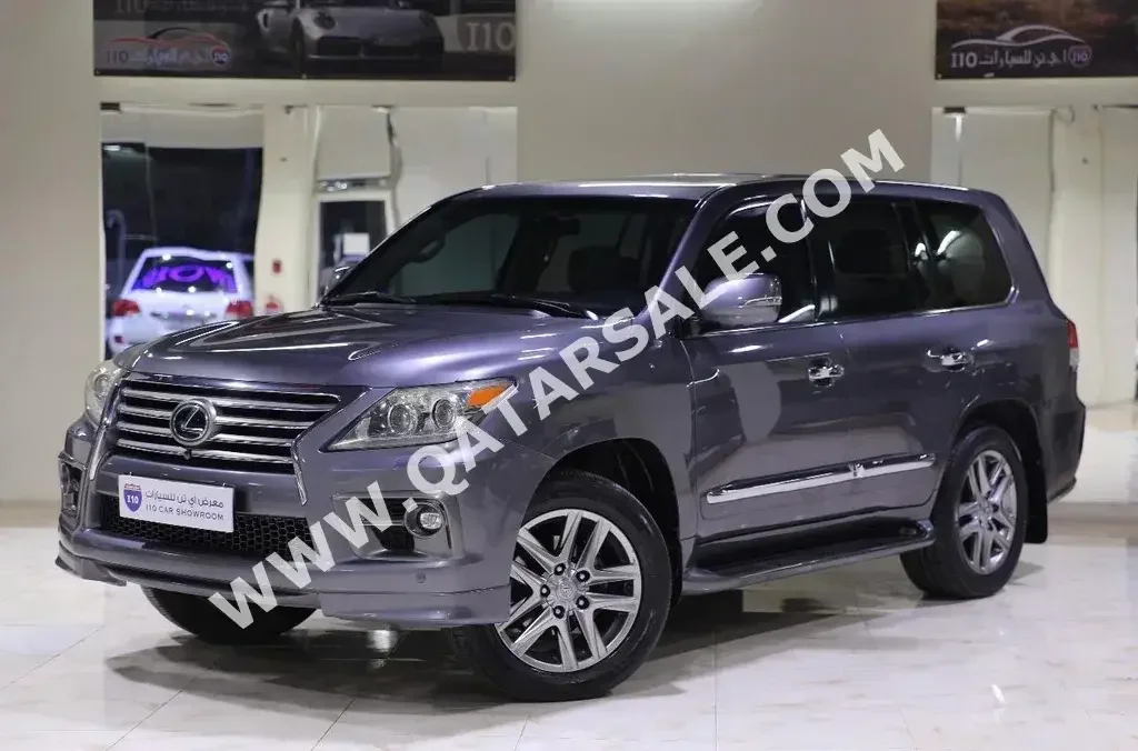 Lexus  LX  570  2013  Automatic  268,000 Km  8 Cylinder  Four Wheel Drive (4WD)  SUV  Gray  With Warranty