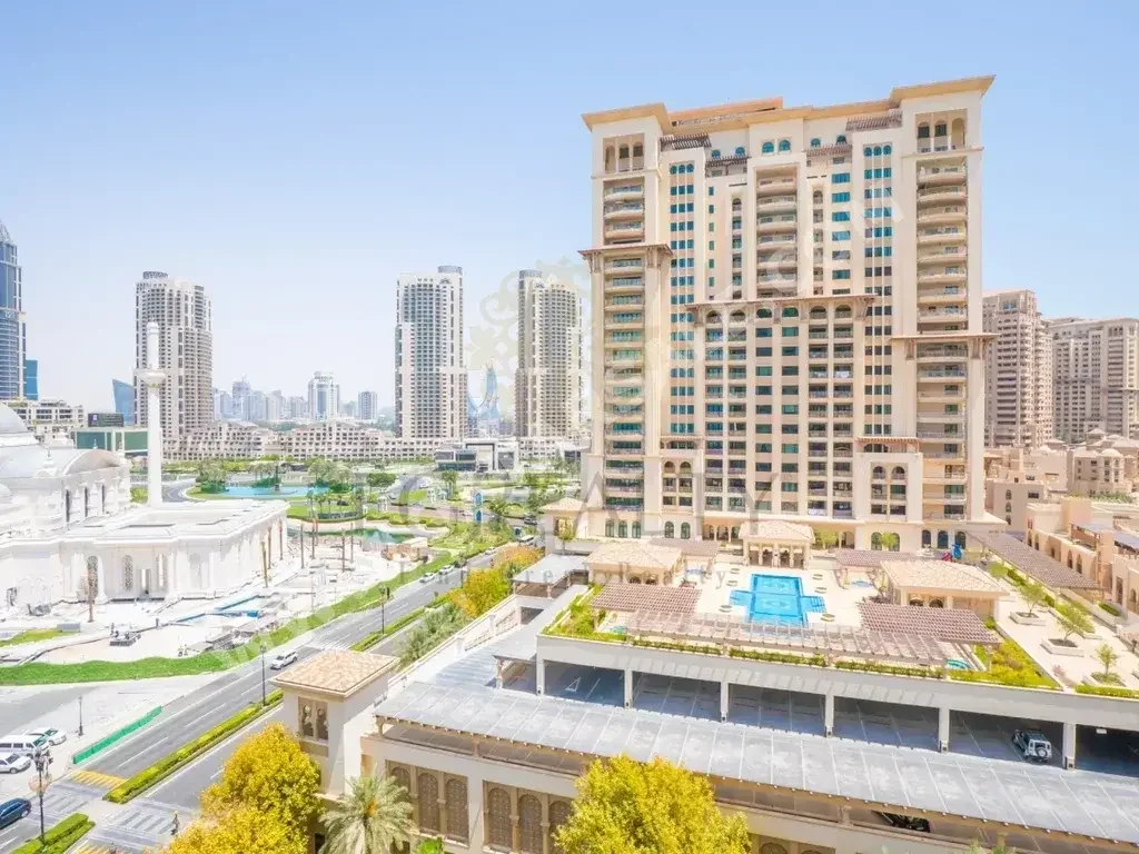 1 Bedrooms  Apartment  For Rent  in Doha -  The Pearl  Semi Furnished