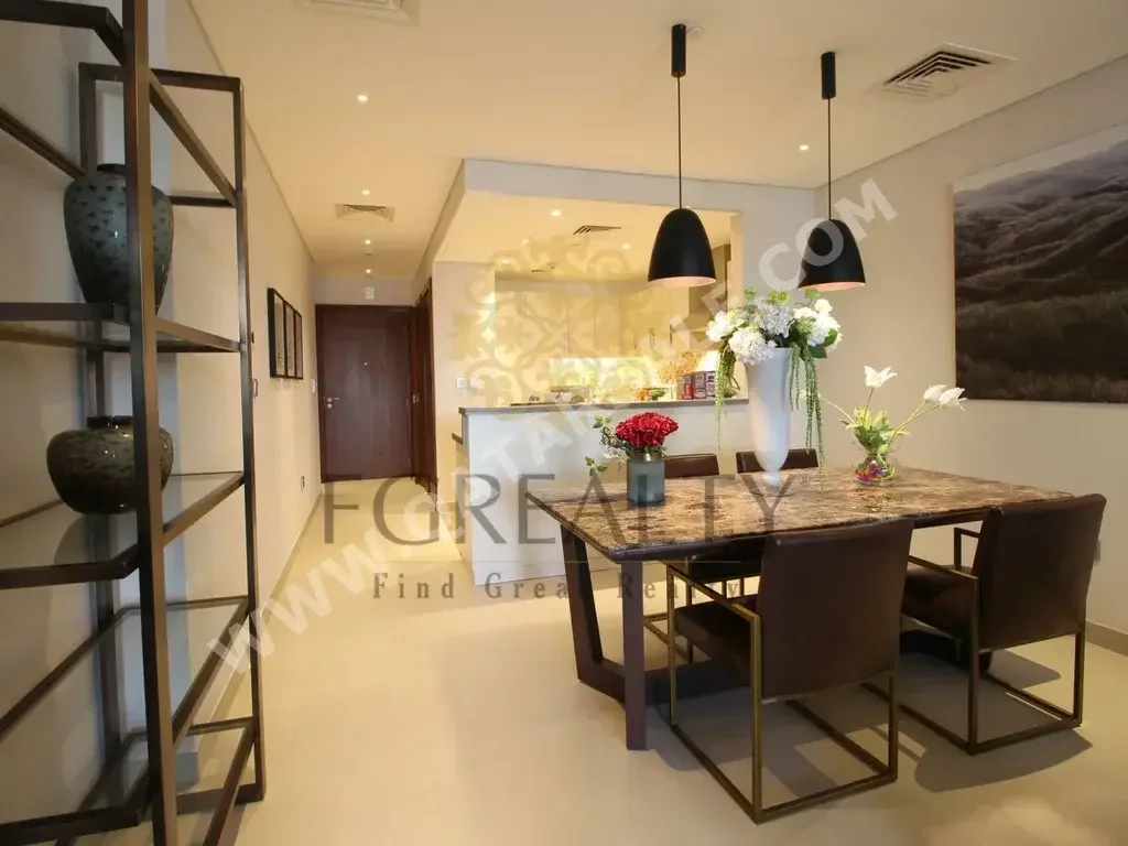 1 Bedrooms  Apartment  For Rent  in Doha -  The Pearl  Fully Furnished